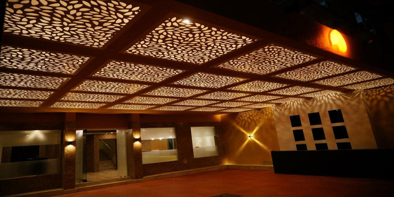 Nextel Inn, Calicut Екстер'єр фото