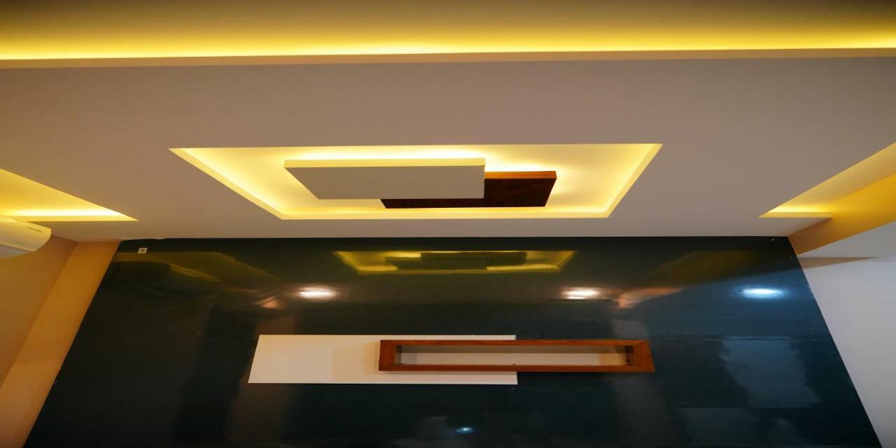 Nextel Inn, Calicut Екстер'єр фото