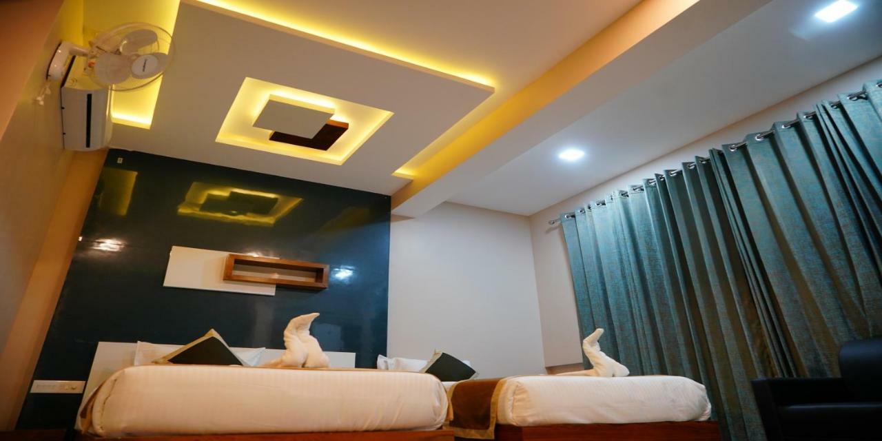 Nextel Inn, Calicut Екстер'єр фото